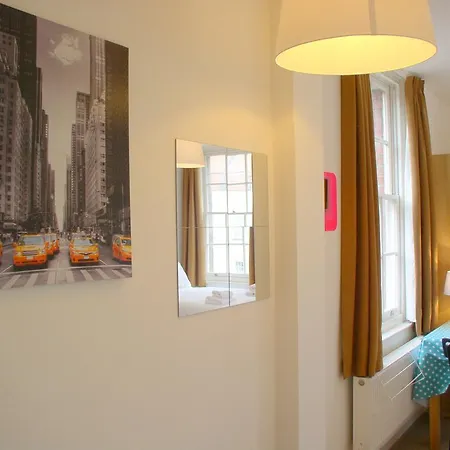 Pritchard Place Апартаменти