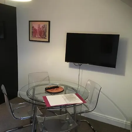 Pritchard Place Апартаменти *