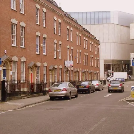 Pritchard Place * בריסטול